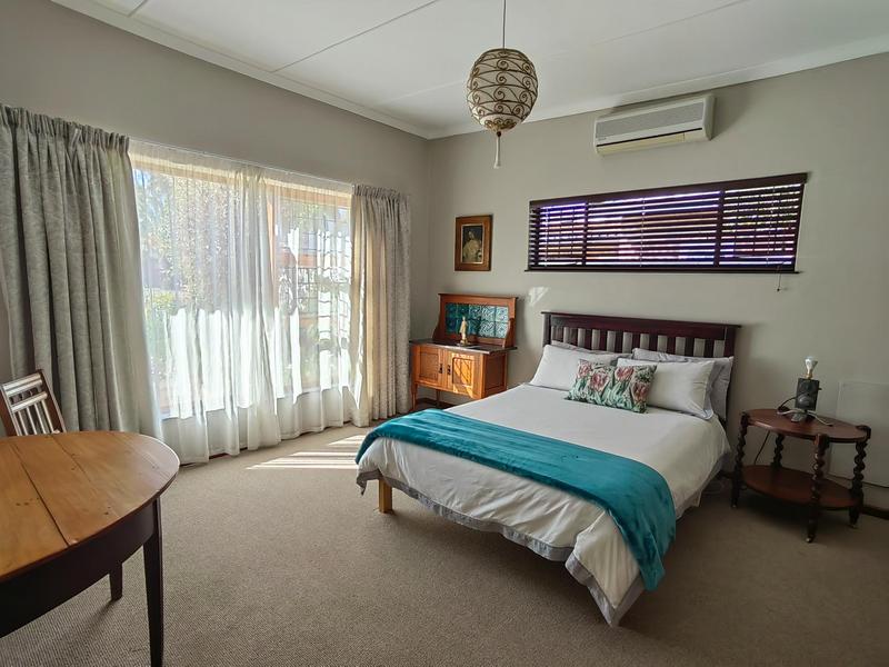 5 Bedroom Property for Sale in Prince Alfred Hamlet Western Cape